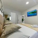 Rita Apartment *