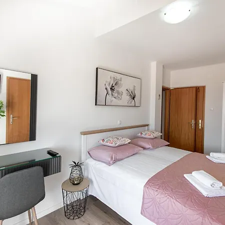 Rita Apartmán *