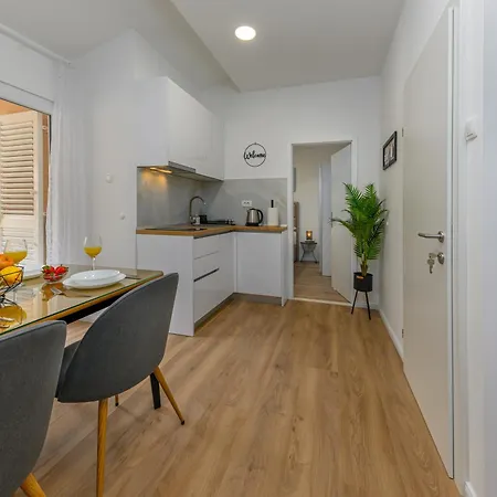 Rita Apartmán